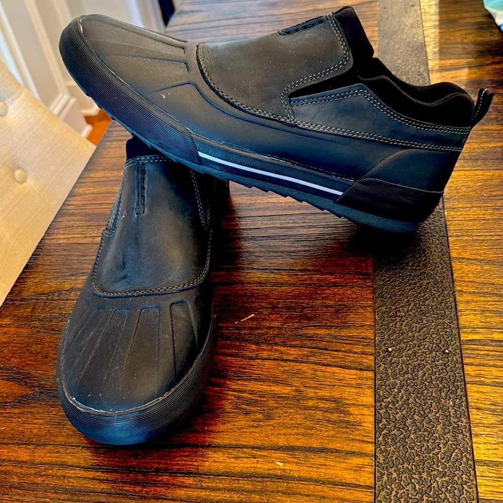 Clark’s men’s size 14 waterproof boots